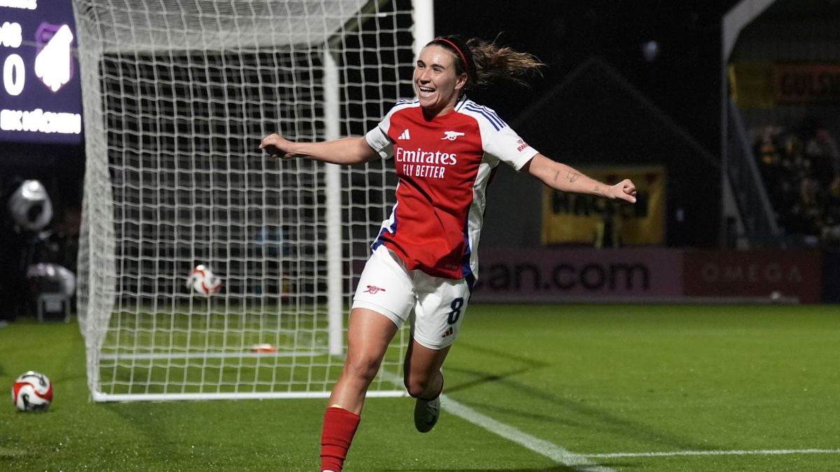 She Has Everything In Her Toolbox Emily Fox Heaps Praise On Arsenal