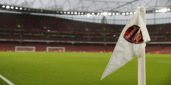 Arsenal-corner-flag