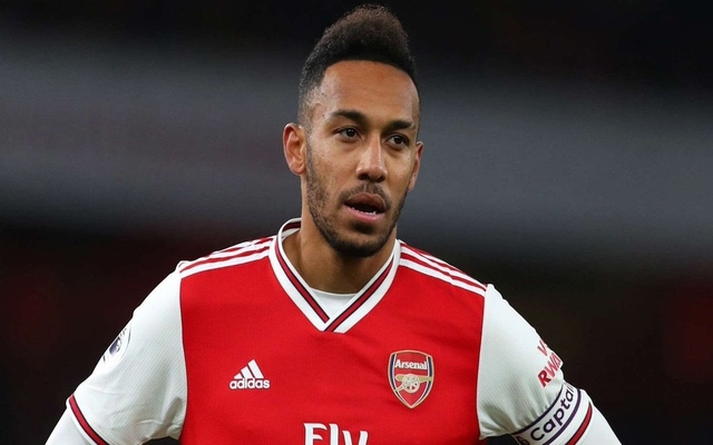 Aubameyang-looks-frustrated-for-Arsenal