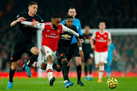 Lacazette-in-action-against-Manchester-United