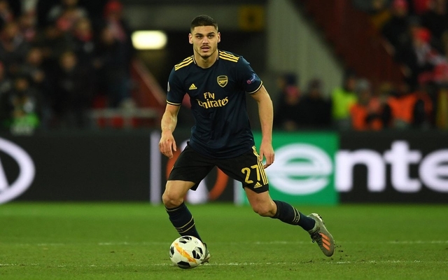 Mavropanos-in-action-for-Arsenal