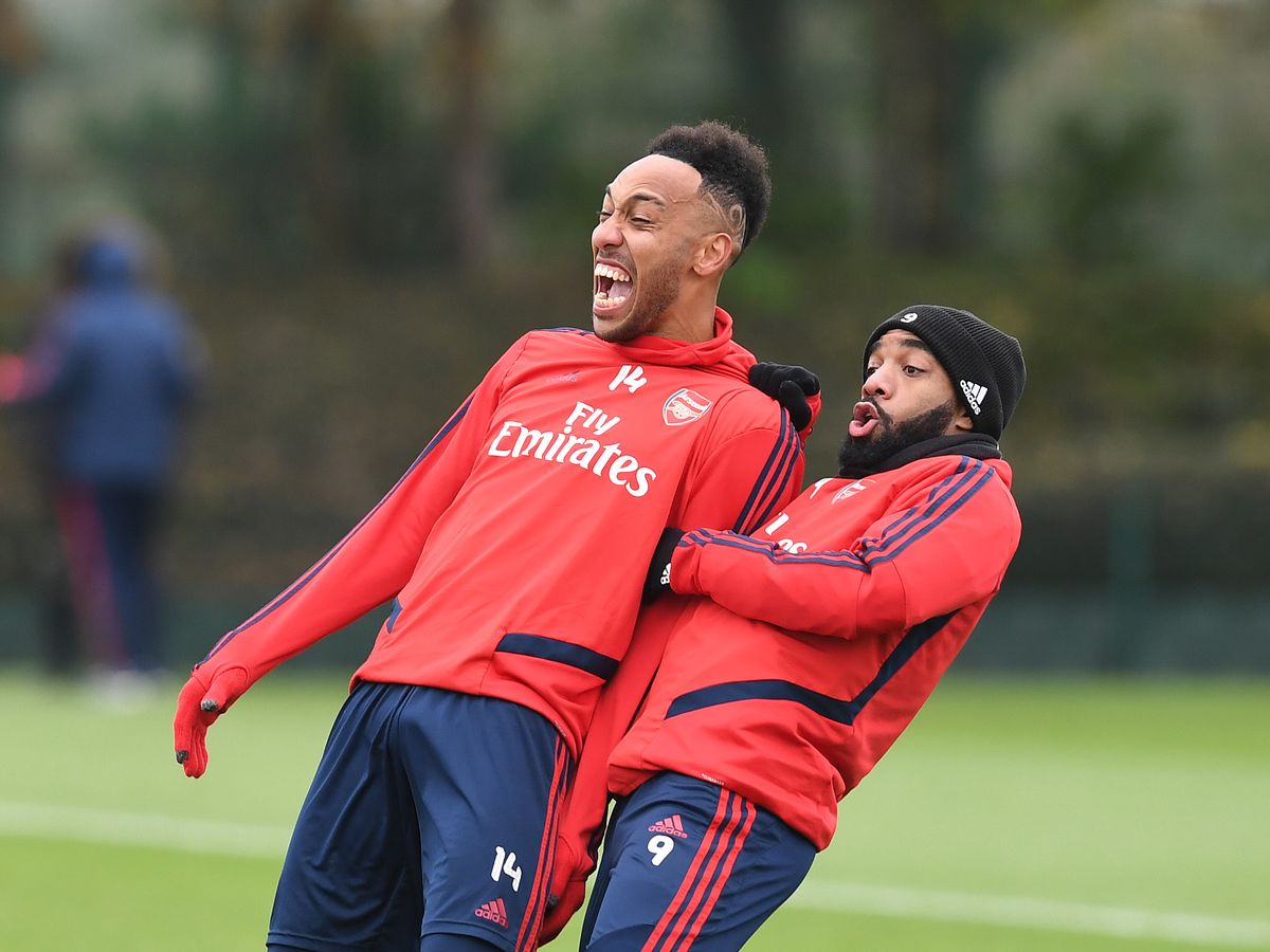  Lacazette pens an emotional message to former teammate Aubameyang