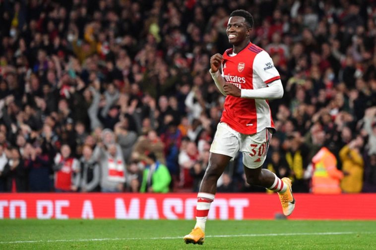  Arsenal striker closing in on a move to Premier League rivals