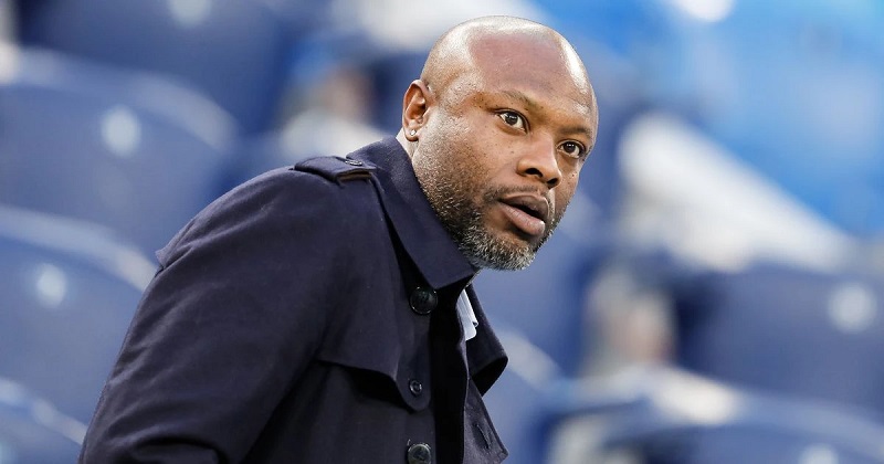 Gallas says Arsenal is not Manchester City and they need to sign a top striker