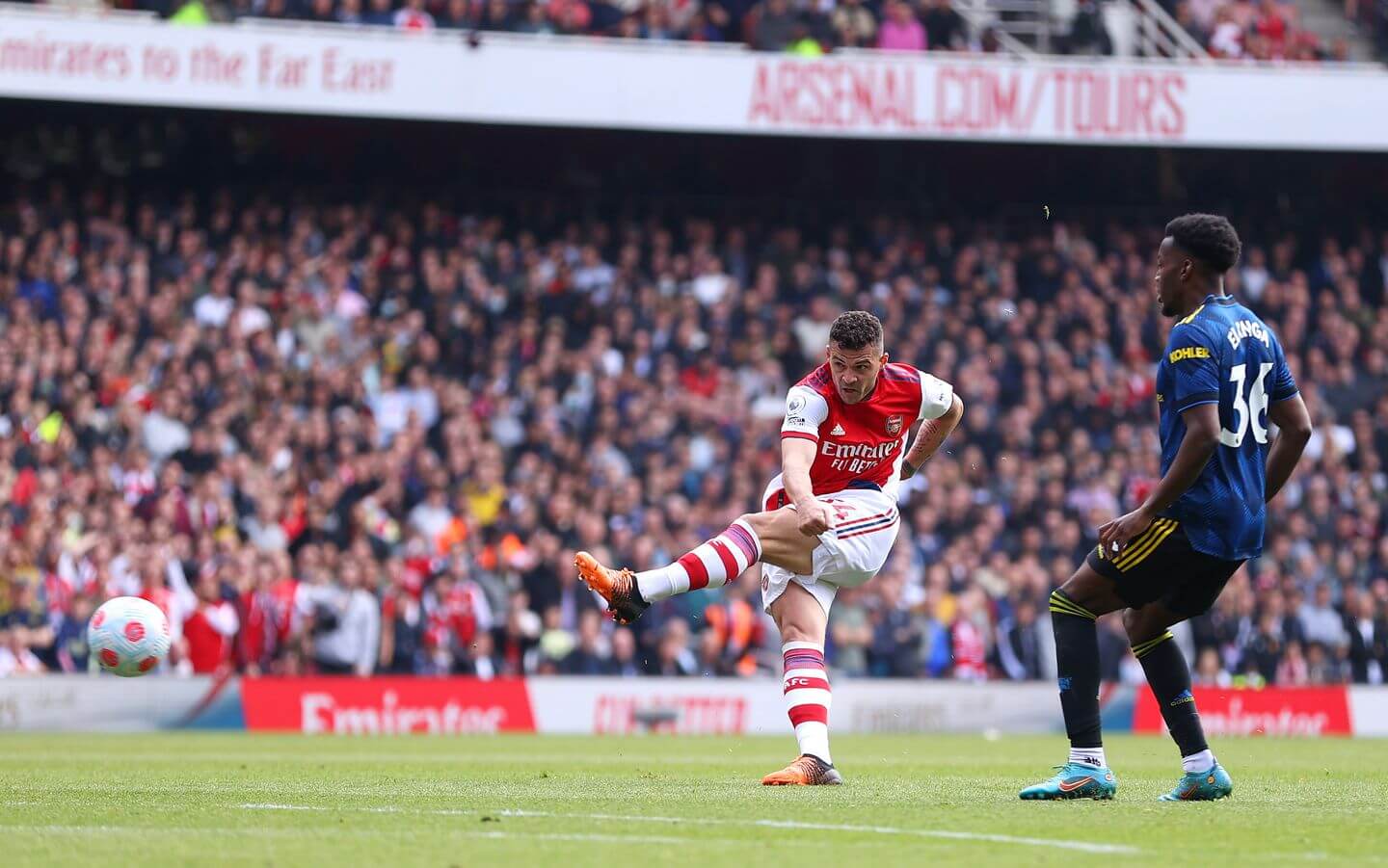 Granit Xhaka's cracker caps Arsenal's wild win over Manchester United, Premier League