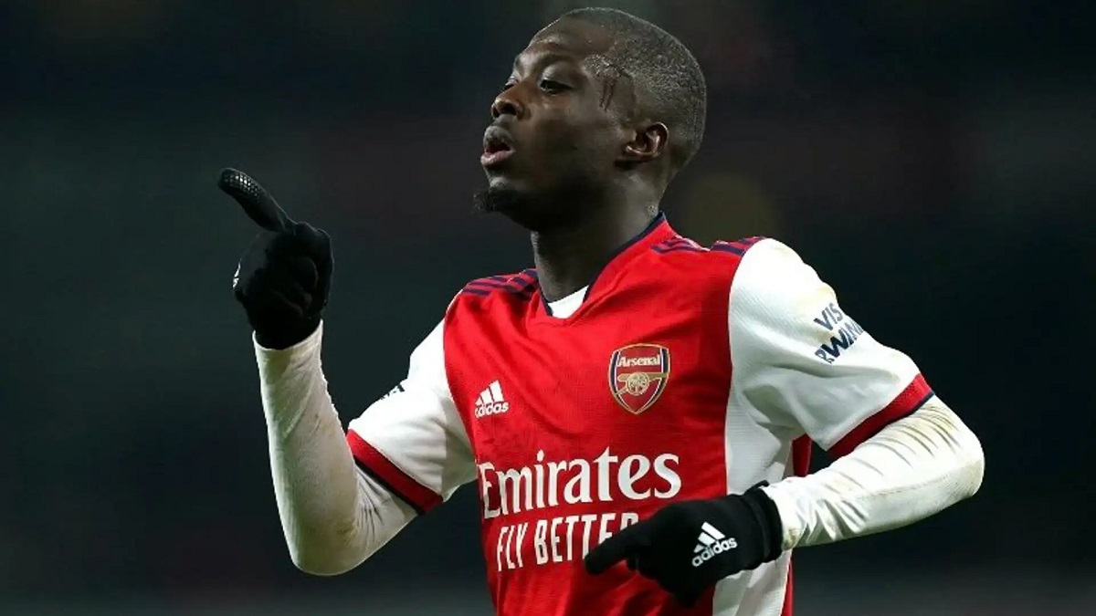 Arsenal set to ditch SEVEN players including record signing Pepe