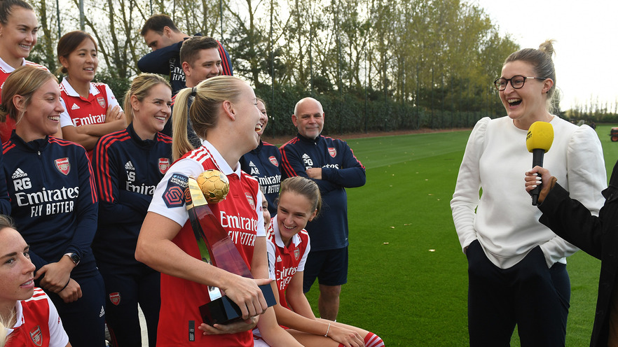 Yet another trophy for Beth Mead - BBC Women's Footballer of the Year ...