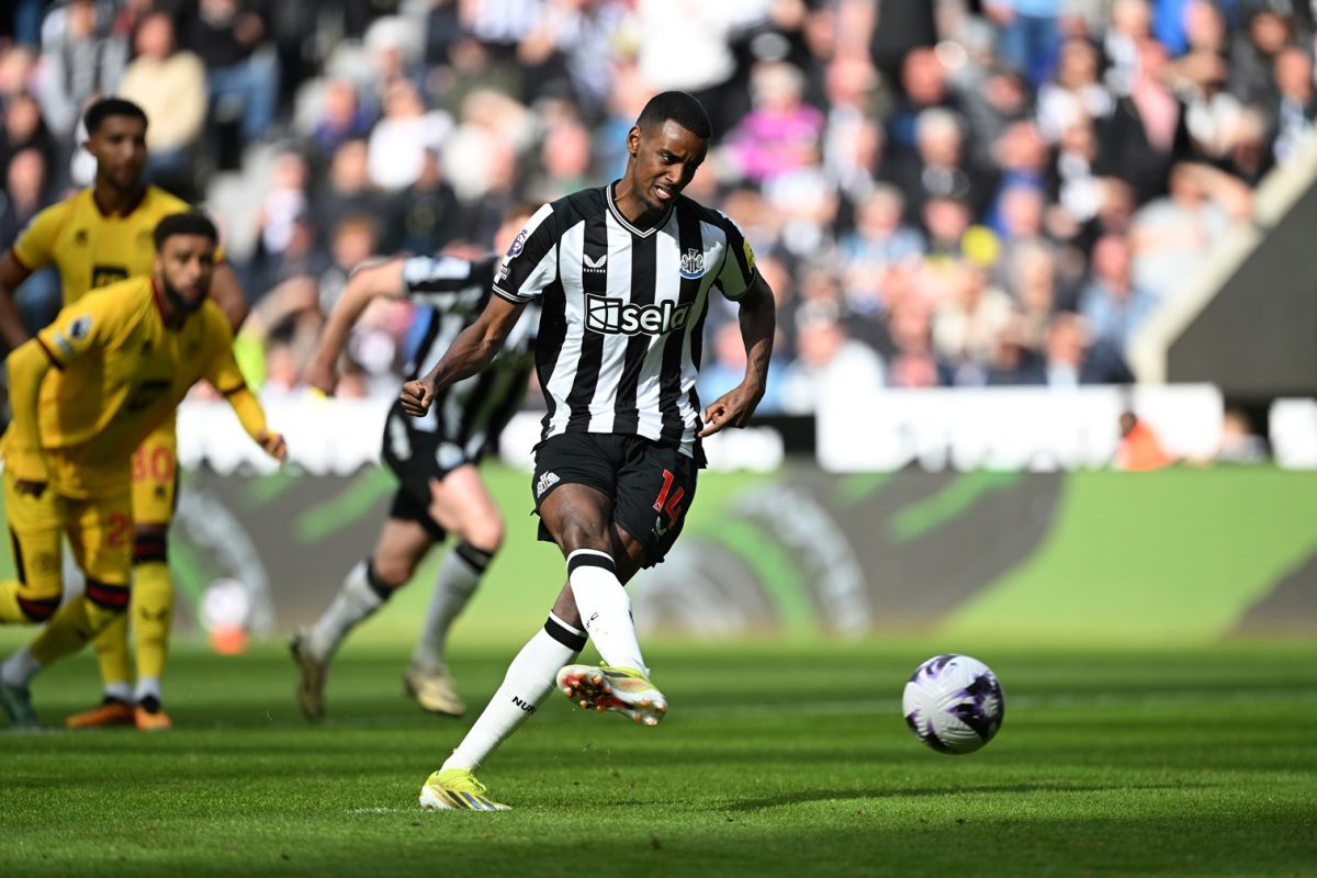 Isak’S Newcastle Future: Merson’S Prediction Will Shock You - 6byyu9f
