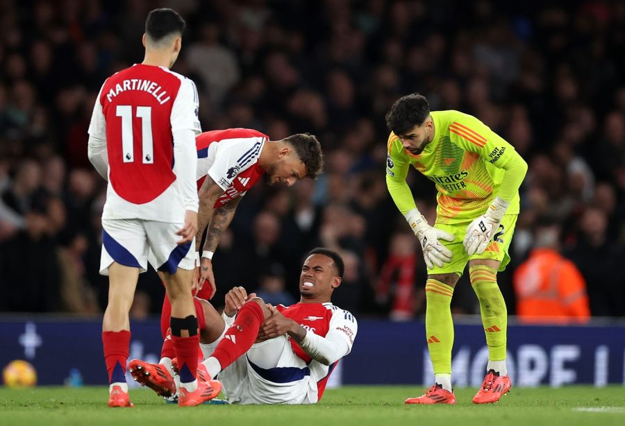 Is Arsenal's crazy injury crisis going to force them to buy another ...