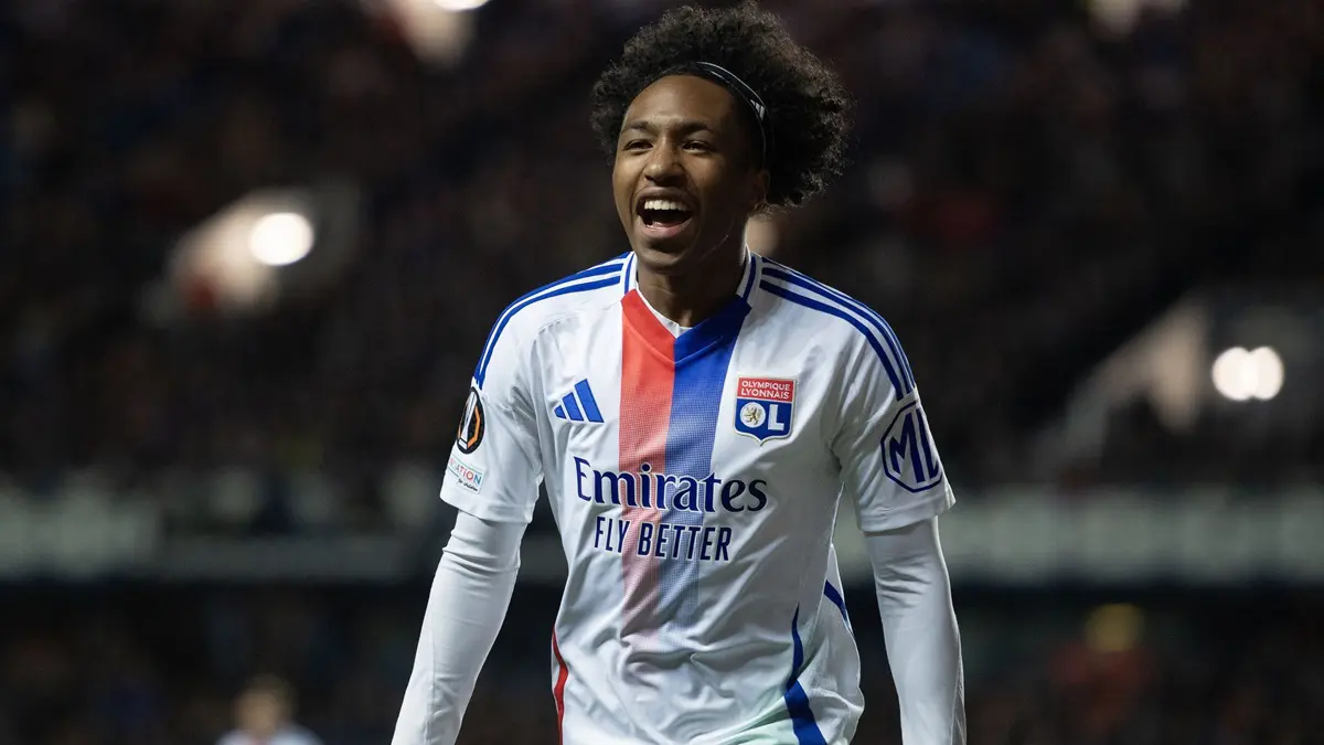 Arsenal could snap up Lyon attacker before transfer window closes