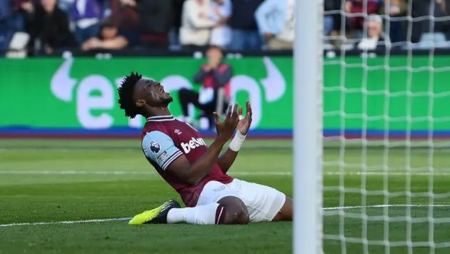 Kudus celebrating scoring
