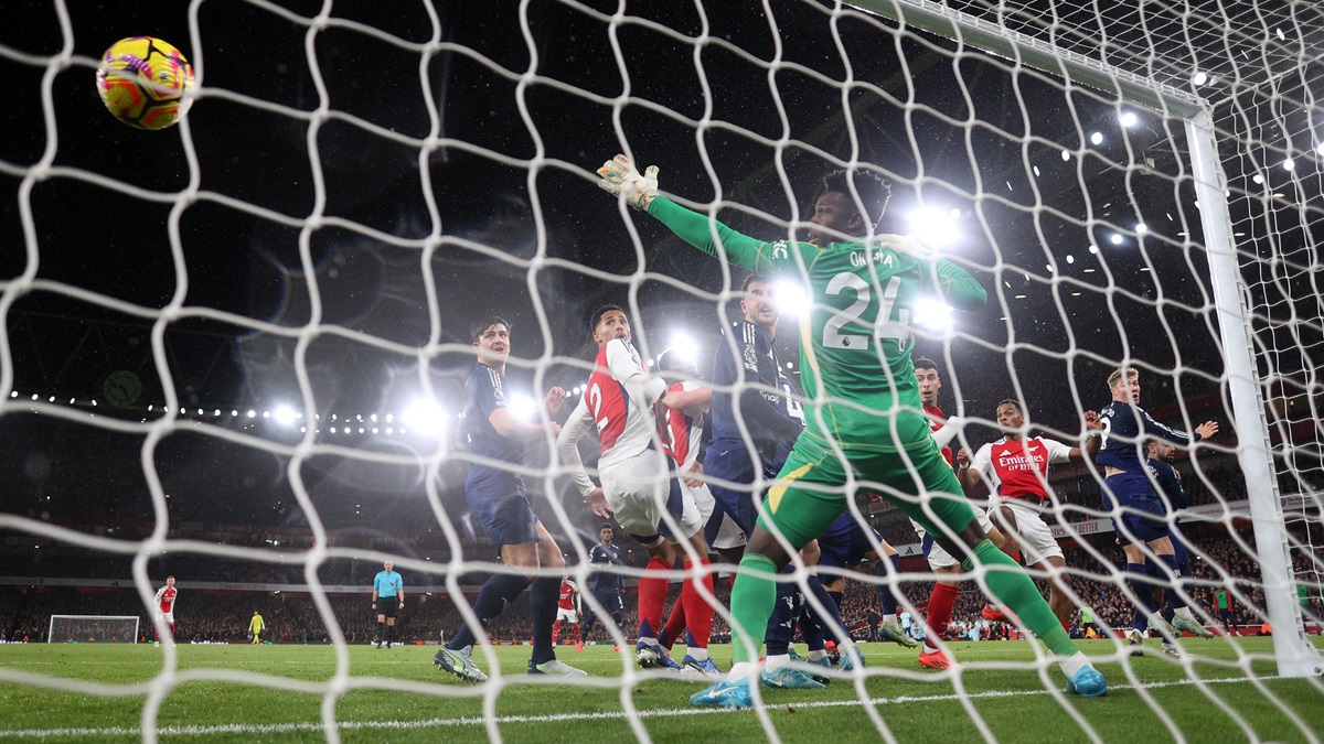 Arsenal set piece goal v Man Utd