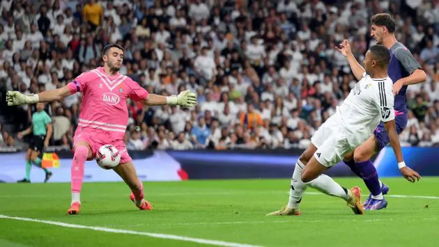 Joan Garcia v Real Madrid