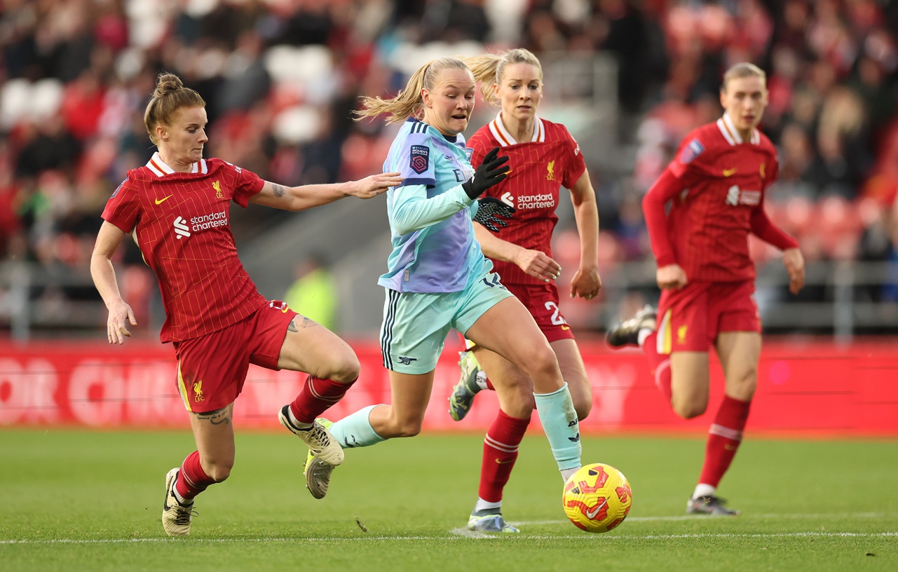Arsenal Women midfielder, Frida Maanum, isn’t going anywhere, at least not anytime soon