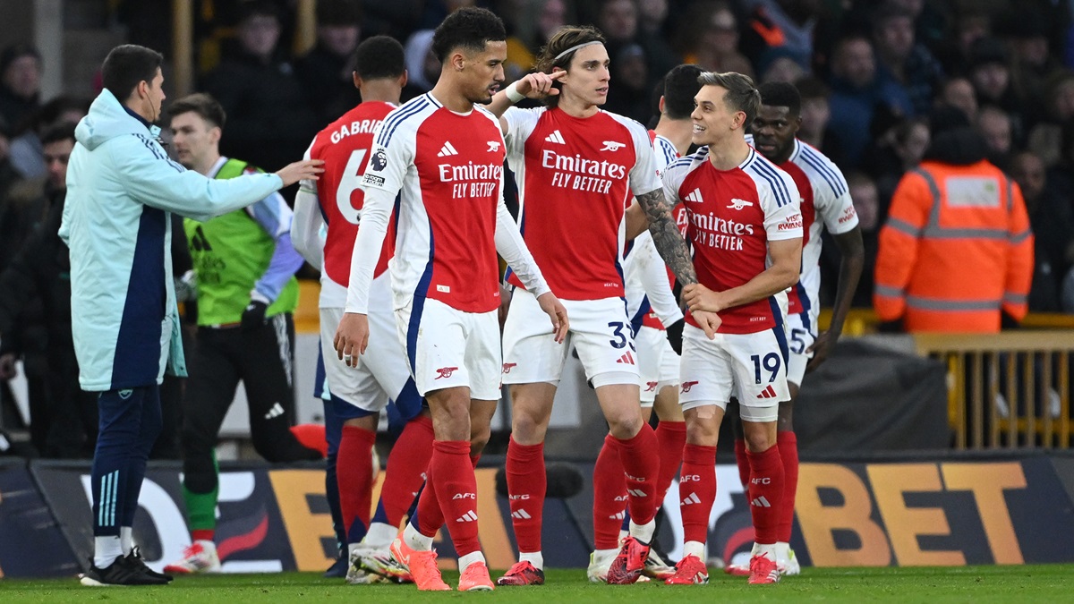 Arsenal claim the win over Wolves after controversial red card on Lewis ...