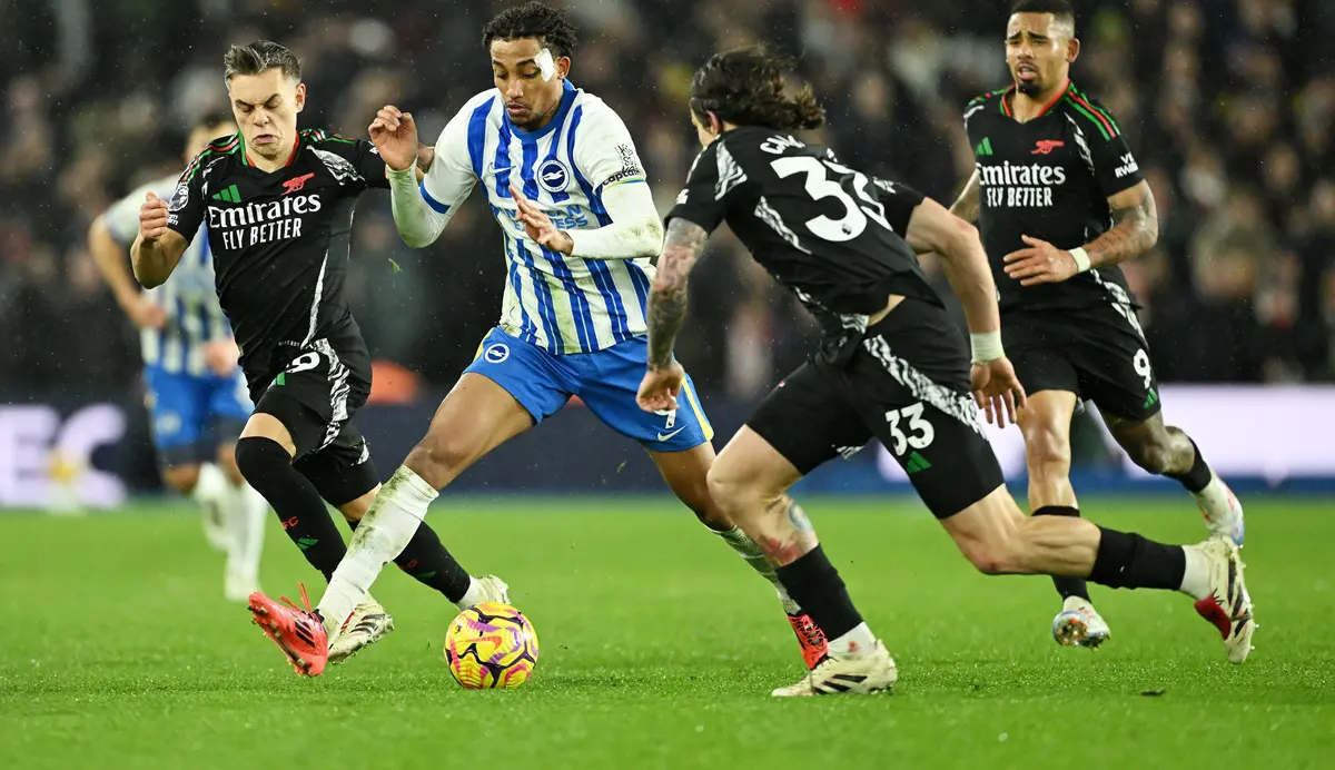 Disappointing Arsenal drop two more points in title race after Brighton draw