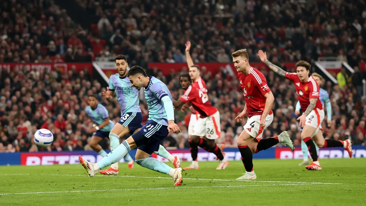 Sheringham tips Arsenal to outclass Manchester United in League Opener