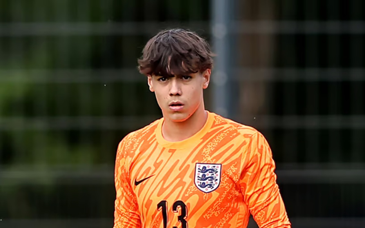 Arsenal see seven-figure bid for youngster rebuffed by London giants
