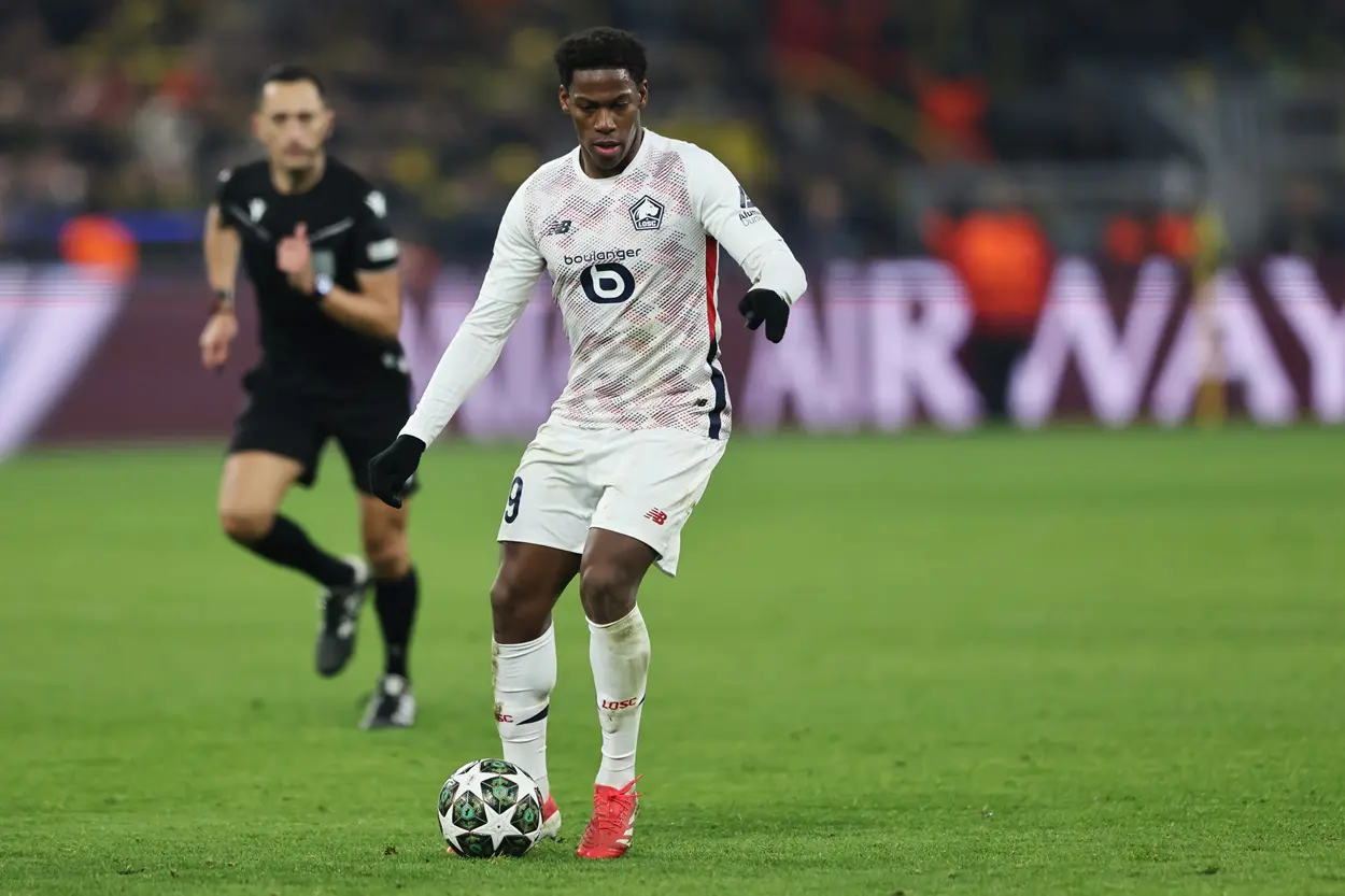 Tottenham seem to have overtaken Arsenal in the race for free agent