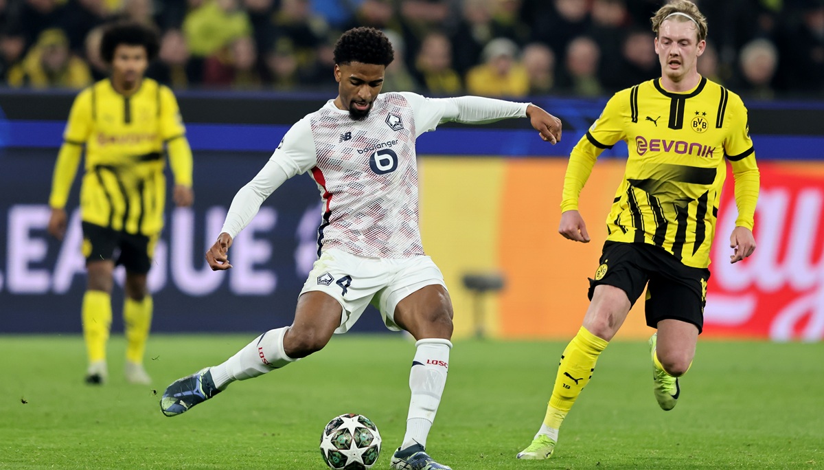 Arsenal is considering a move for 25-year-old Lille star