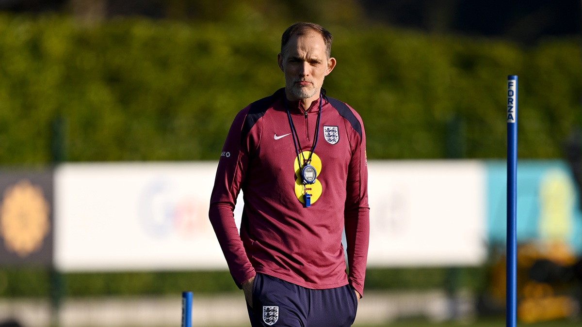 Saka discusses what life is like under England manager Thomas Tuchel
