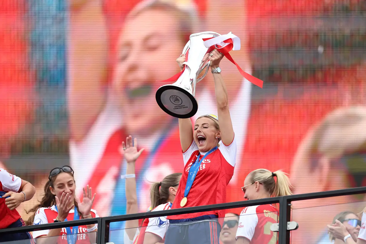 England Women’s Euro Champ gives Arsenal period of exclusivity amid transfer negotiations