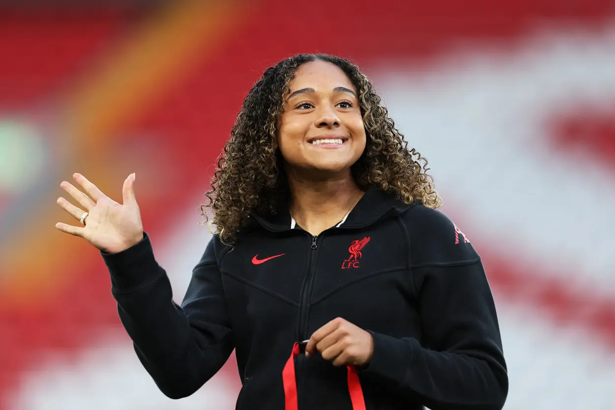 Official: Arsenal Agree World Record Fee with Liverpool Women for Canadian Forward