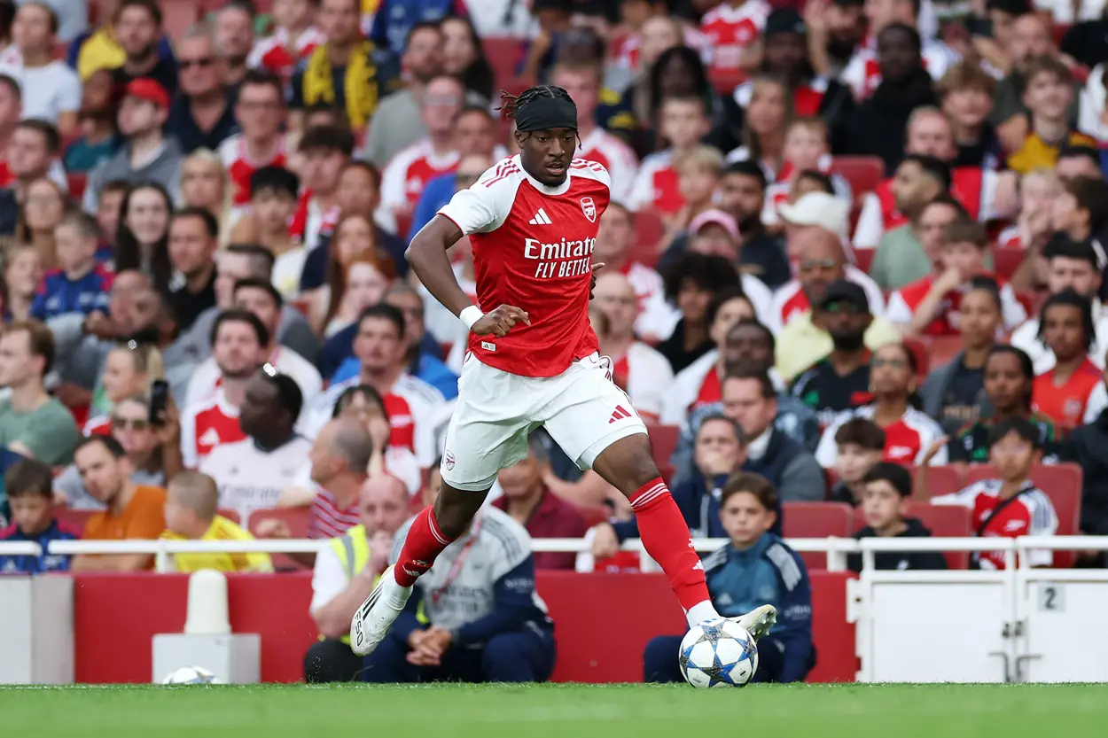 Journalist explains the difference between Madueke and Martinelli on the wing