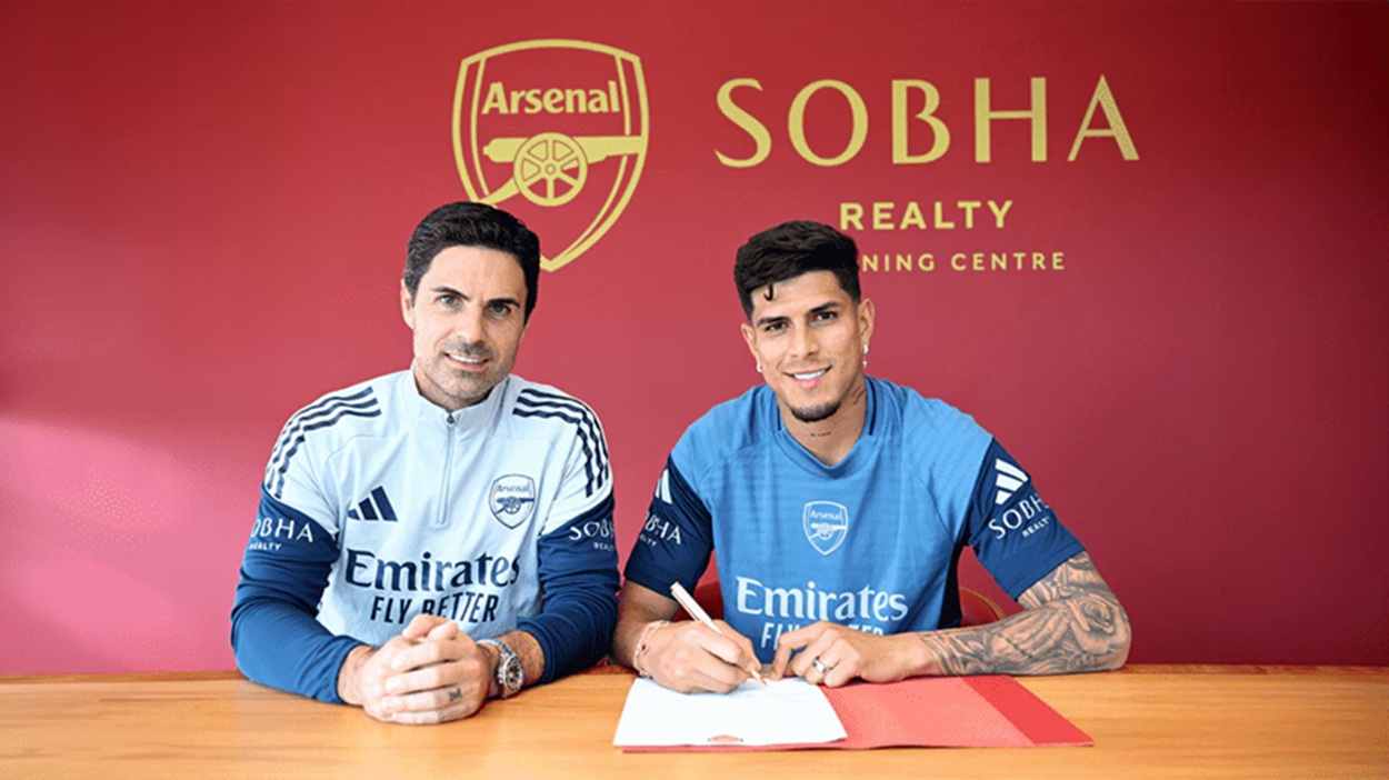 Official: Arsenal seal deadline day loan signing of Piero Hincapié