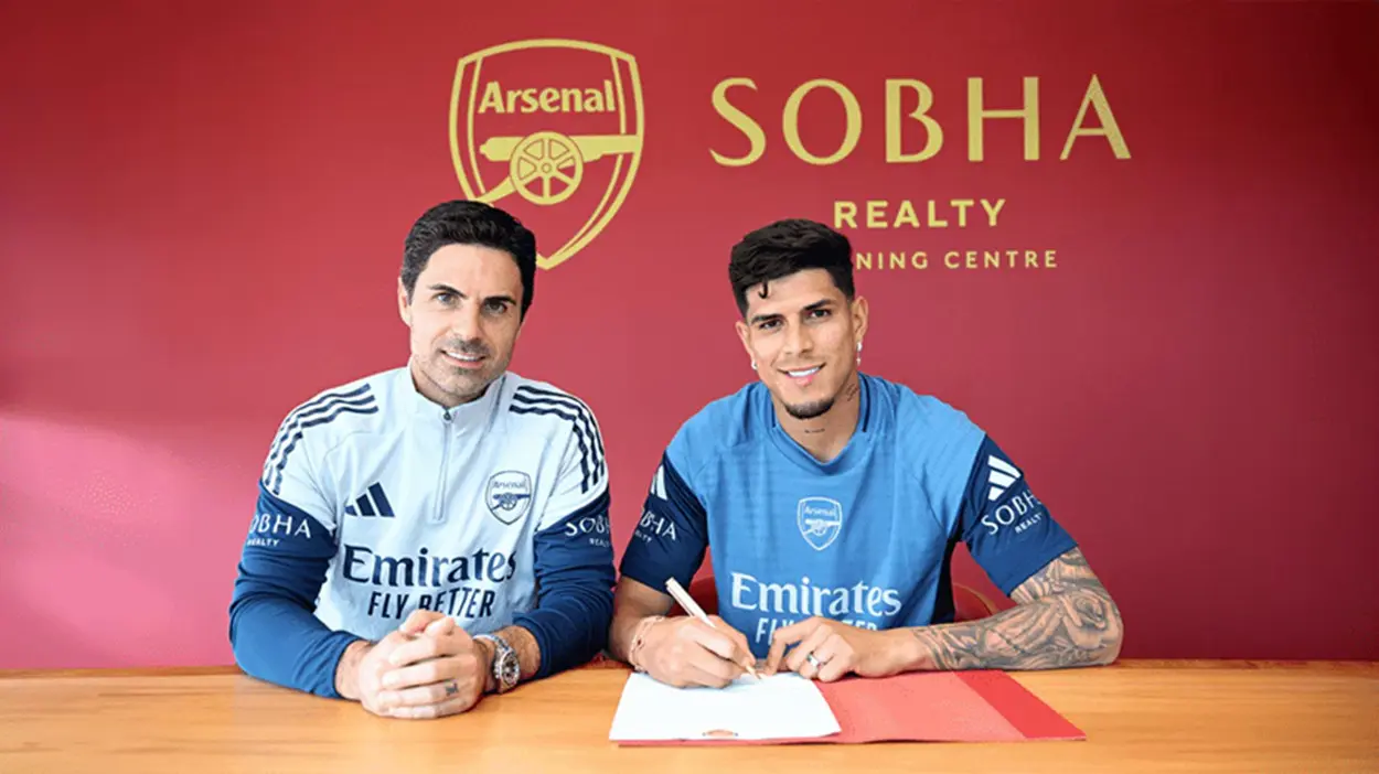 “Took one conversation.” Hincapie discusses deciding to join Arsenal
