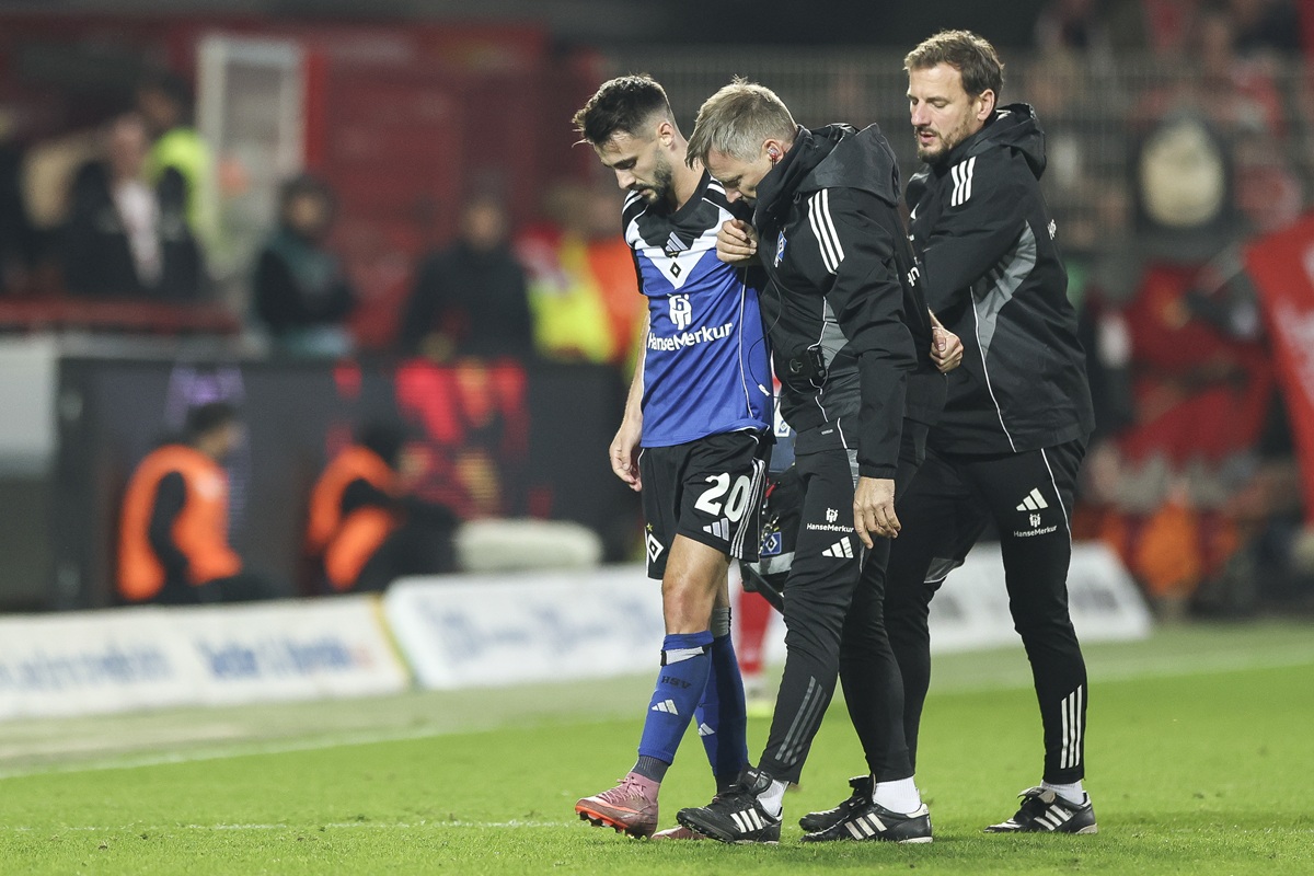 Arsenal loanee’s good start will now be disrupted by red card