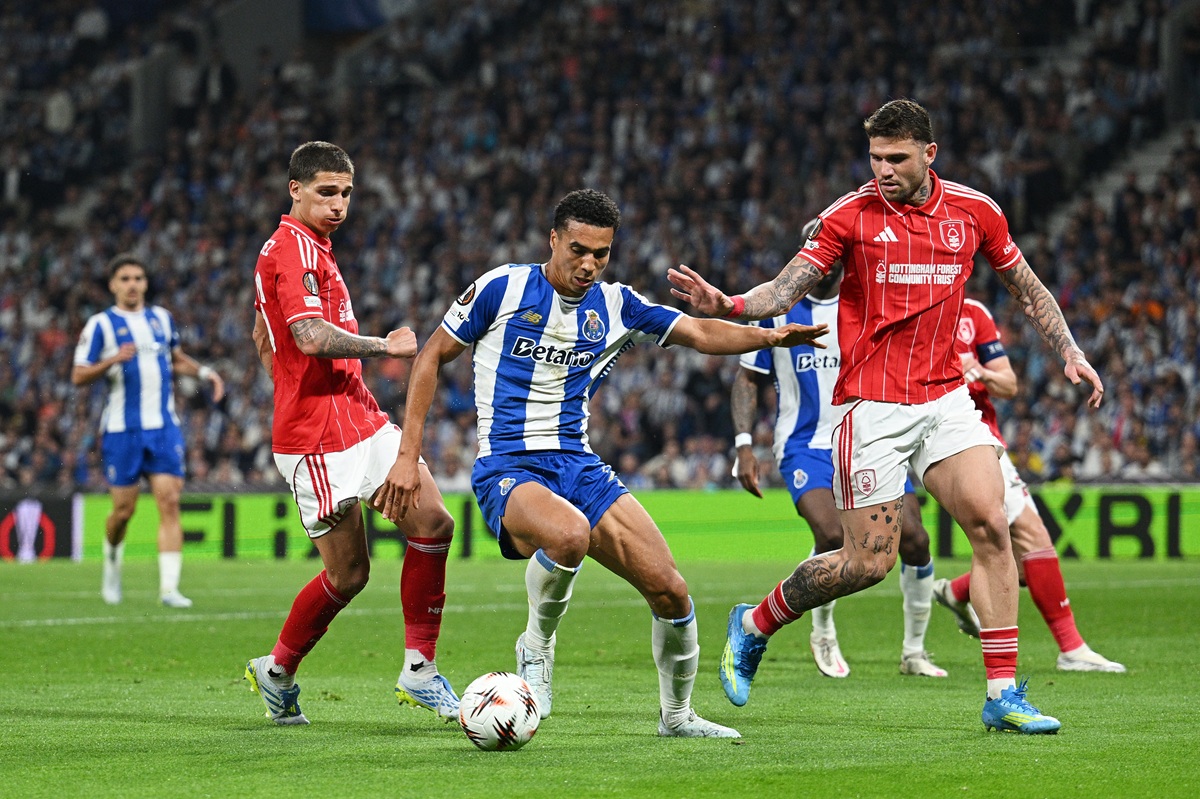 Arsenal is one of the clubs watching FC Porto right back