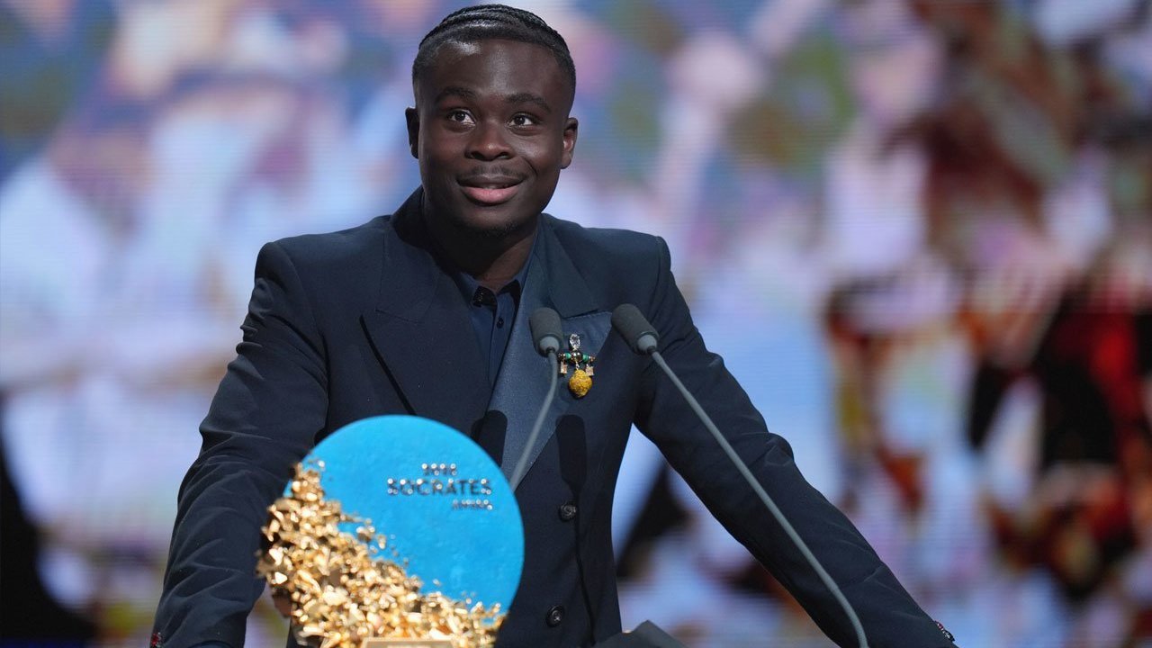 Bukayo Saka wins award on Ballon d’Or night