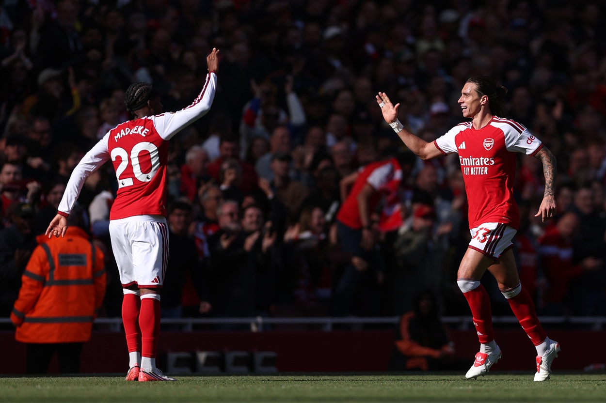 Arsenal injury blow as summer-signing carried off after Leeds win